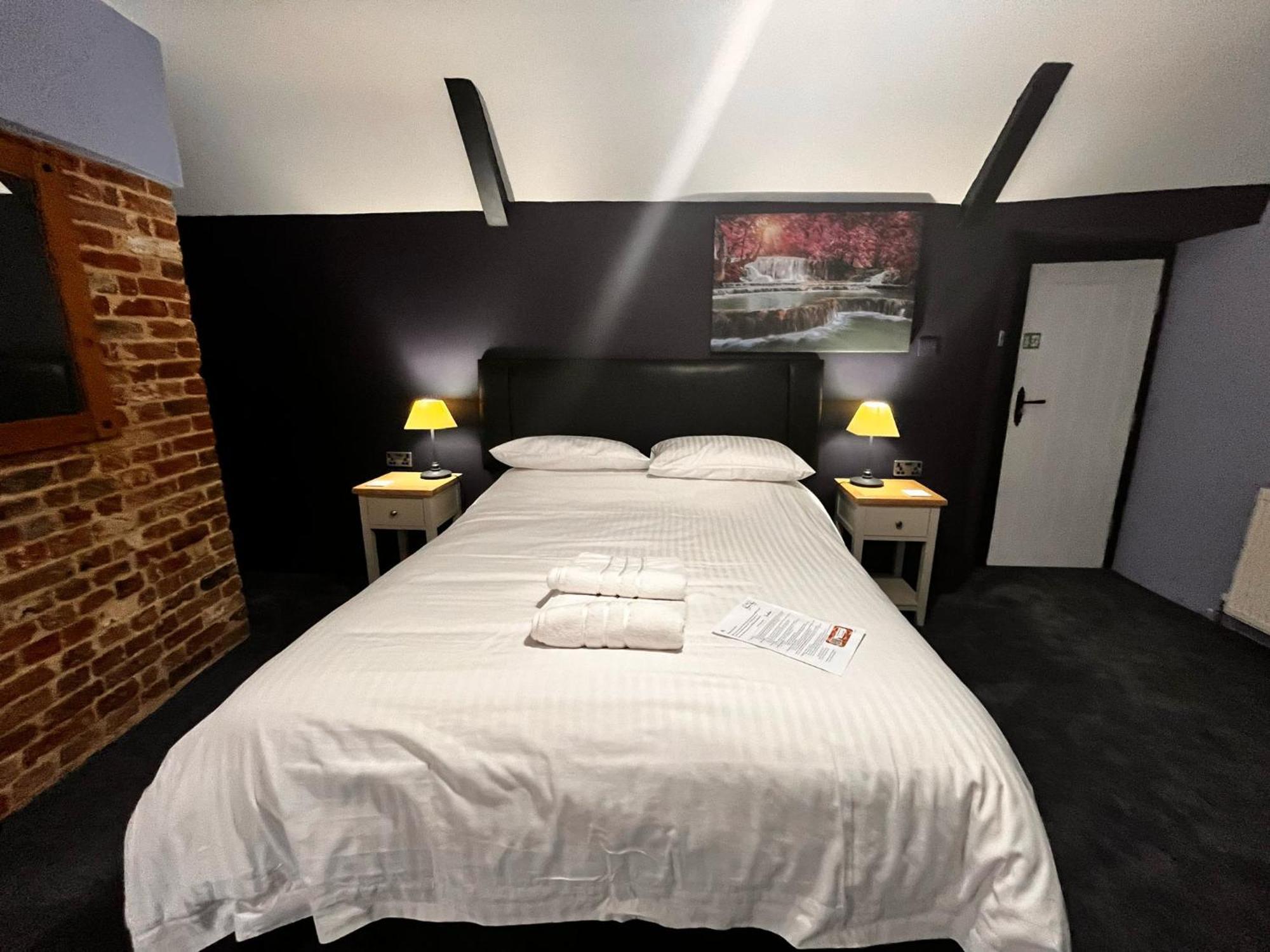 Old Manor House Bed & Breakfast Axbridge ภายนอก รูปภาพ