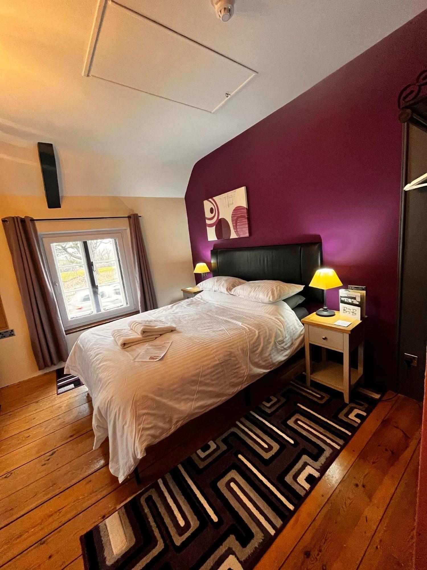 Old Manor House Bed & Breakfast Axbridge ภายนอก รูปภาพ