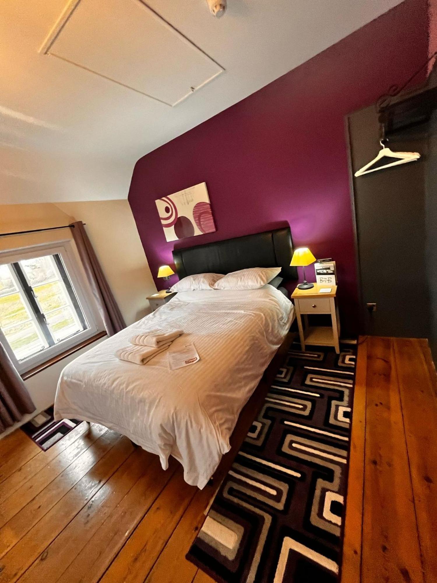 Old Manor House Bed & Breakfast Axbridge ภายนอก รูปภาพ