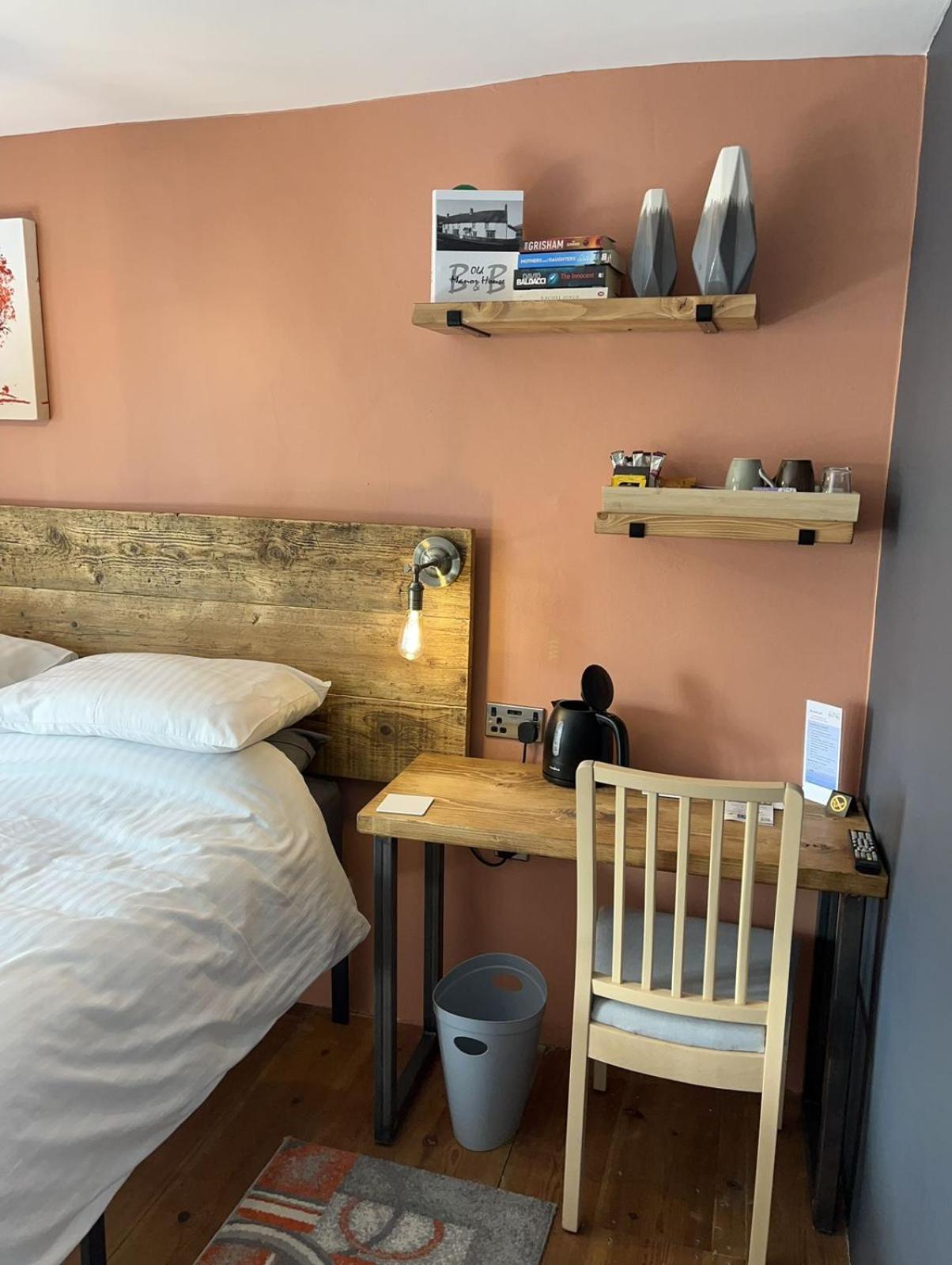 Old Manor House Bed & Breakfast Axbridge ภายนอก รูปภาพ