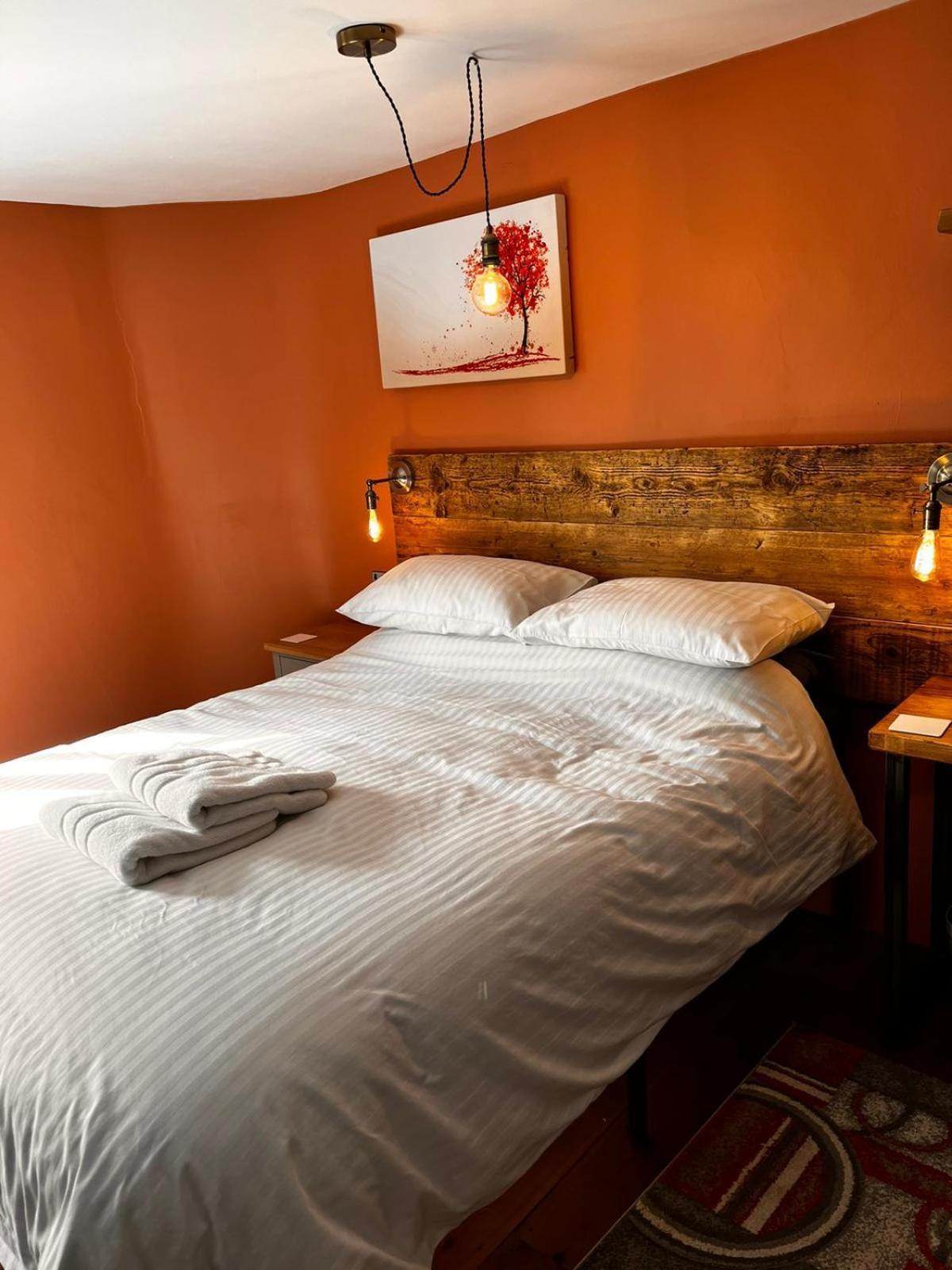 Old Manor House Bed & Breakfast Axbridge ภายนอก รูปภาพ